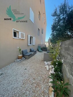 Predaj apartmán so záhradou, blízko pieskovej pláže, Chorvát - 20