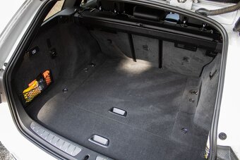 BMW Rad 3 Touring 318d Advantage A/T - 20