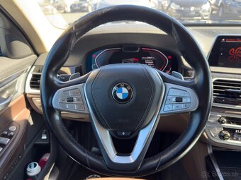 BMW Rad 7 740d xDrive A/T - 20