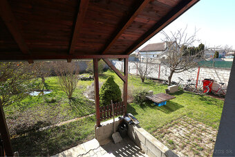 Rodinný dom vhodný na podnikanie  4 km od Piešťan. - 20