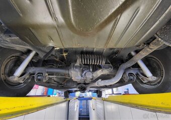 Mercedes-Benz E W110 200D - 20