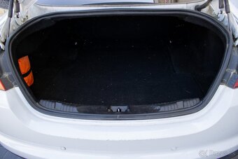 Jaguar XF - 20