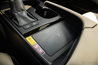 Lexus ES ES300H Prestige Top, Irídiová Sonic - 20