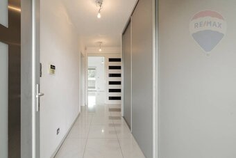 PREDAJ: 15 ročný rodinný dom - bungalov s veľkým pozemkom, P - 20