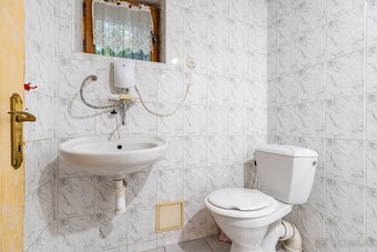 REZERVOVANÝ 200 ROČNÝ RODINNÝ DOM V MESTE VRANOV NAD TOPĽOU - 20