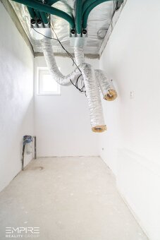 Na predaj priestranný bungalov-novostavba-holodom, Vajkovce - 20