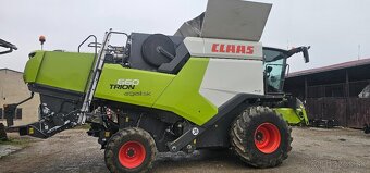 Kombajn CLAAS TRION 660 - 20
