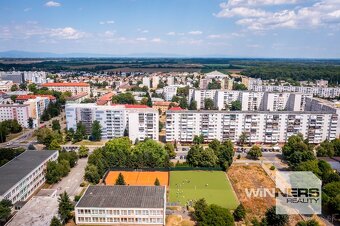 Exkluzívne na predaj 3-i byt v meste Trebišov - Komenského - 20
