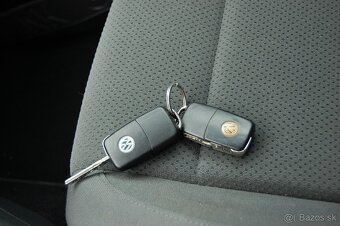 Volkswagen Golf Plus 1.9 TDI AT - 20