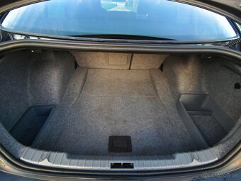 BMW 318d E90 • 2008 • 233tis km • 105 kW - 20