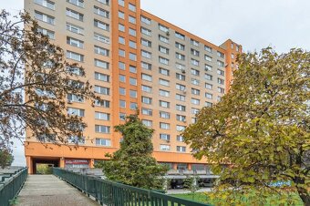 Predaj komerčných / kancelárskych priestorov v Petržalke - 20