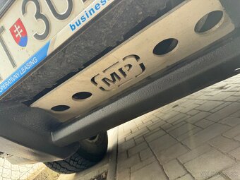 Land Rover Discovery - 20