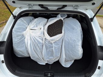 Kia Ceed SW 1.6 CRDi 136k Gold A/T r.v.2020, kúp. v SR - 20