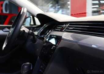 Volkswagen Passat 2.0 TDI 110kW DSG Variant nafta automat - 20
