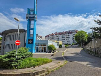 PRENÁJOM 3 izbový byt 85 m2, Slávičie údolie, Staré Mesto - 20