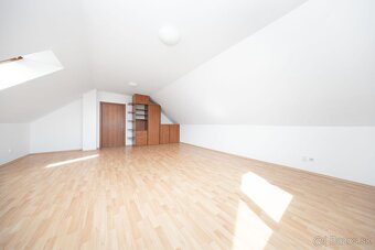 MIKELSSEN - Na predaj 7 izbový rodinný dom na Kolibe - 20