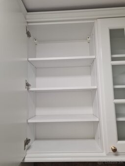 Moderná kuchynská linka so spotrebičmi - 20