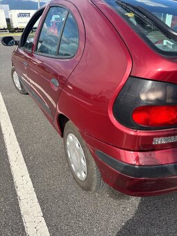 Megan 54 000km - 20