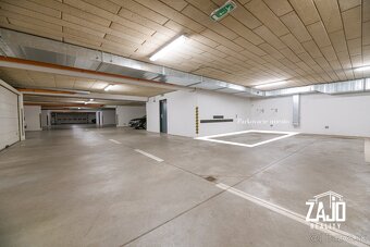 Moderný 3-izbový byt s dvomi loggiami a parkovaním v garáži - 20