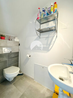 Reality KOMPLEX s.r.o. Vám ponúka NA PREDAJ štýlový dvojpodl - 20