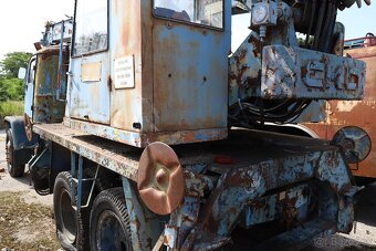 AD 080 PRAGA V3S 6x6 - 20