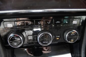 Škoda Superb Combi 2.0 TDI Style DSG - 20