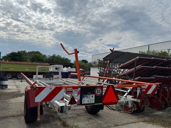Príves za traktor na balíky sena slamy lucerky - 20
