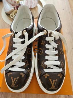 Set LV kabelka plus tenisky LV 38. - 20