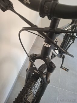 Predám KTM Itero CROSS 28er/Sko-46 cm/3x10, odpruzena vidla - 20