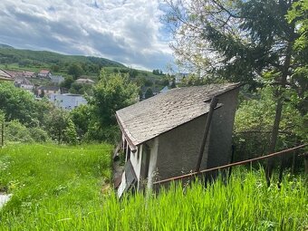 Dom s krásnym výhľadom - v tichej lokalite - 20