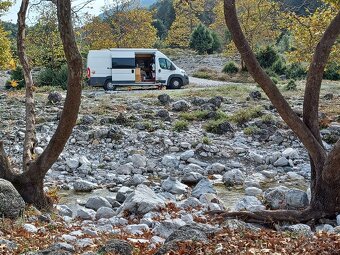 Rodinný karavan Citroen Jumper 2.2HD - 20