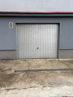 3-izbový priestranný byt - 20