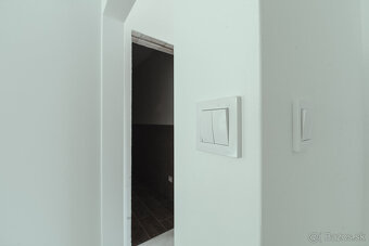 Na predaj výnimočný 3-izbový byt v rodinnom dome vo Veľkom O - 20