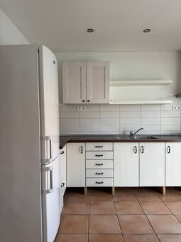 Rodinný dom s pozemkom s potenciálom výstavby Rumanová - 20