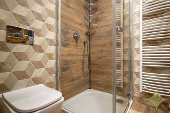 Exkluzívne na predaj, moderný 4izbový rodinný dom s pozemkom - 20