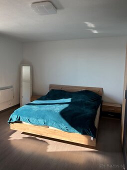 Predám 4-izbový rodinný dom v obci Veľké Zálužie - 20