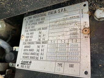 Case IH Farmall 100C HI-LO HD - Kolesový traktor - 20