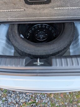 KIA XCeed 1.5 T-GDi GOLD Hatchback Manuál - 20