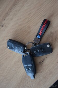 Volkswagen Multivan 2.0 TDI 110 kw 4x4 WEBASTO - 20