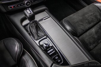 Volvo V90 D4 2.0L R-Design AWD A/T - 20