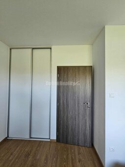 MODERNÁ 4 roč.NOVOSTAVBA - NA PREDAJ v obci BABINDOL - 20