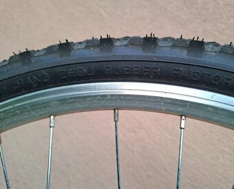 Dievčenský bicykel 26 - 20