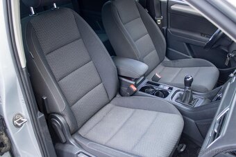 Volkswagen Touran 2.0 TDI SCR BMT Comfortline 110kW - 20