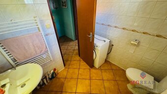 Na predaj rodinný dom vo V. Uherciach – pozemok 853 m2 – rek - 20