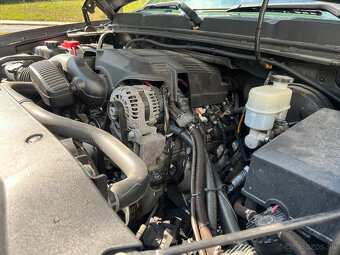 Chevrolet Silverado 5.3 V8, 4x4, LPG, 97 500 km, tažné 3.5t - 20