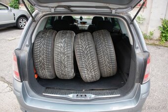 Opel Astra Caravan 1.7 CDTi 110k Essentia - 20