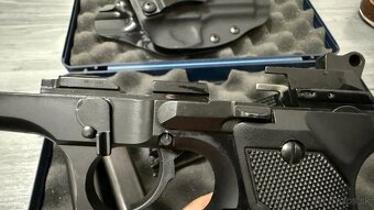 Beretta 92FS - 20