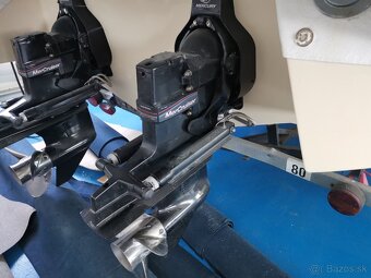 Quicksilver 890 - 20