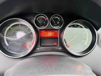 Peugeot 308 1.6Hdi Panorama - 20