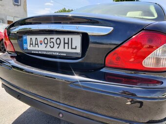 Jaguar X - 20